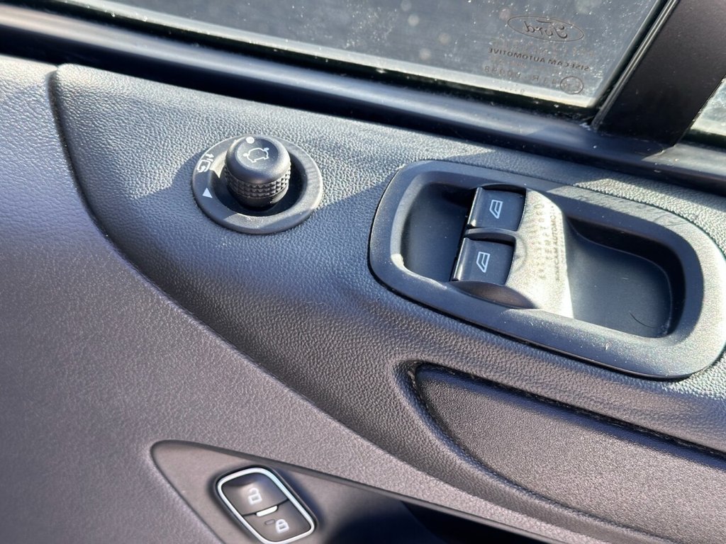 Used Ford Transit Custom 2020 for sale - 77227345: Photo 38