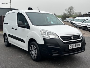 Used Peugeot Partner 2018 for sale - 77792056: Photo
