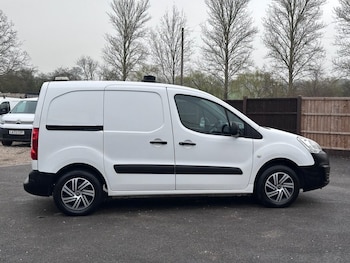 Used Peugeot Partner 2018 for sale - 77792056: Photo