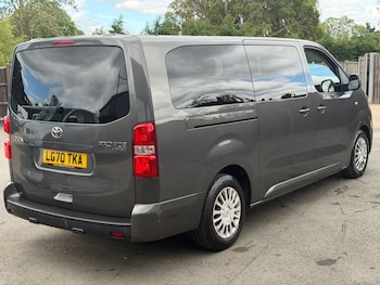 Used Toyota PROACE CITY Verso 2020 for sale - 78892345: Photo