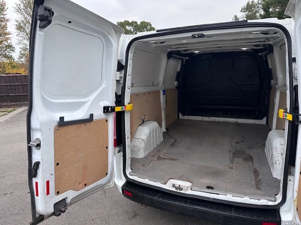 Used Ford Transit Custom 2018 for sale - 76309350: Photo 25