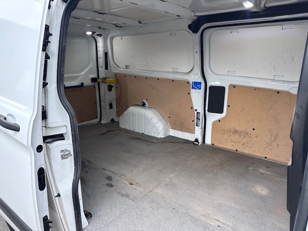 Used Ford Transit Custom 2018 for sale - 76309350: Photo 28