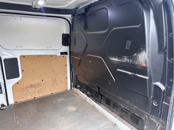 Used Ford Transit Custom 2018 for sale - 76309350: Photo 30