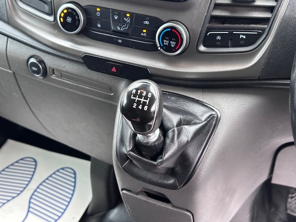 Used Ford Transit Custom 2018 for sale - 76309350: Photo 40