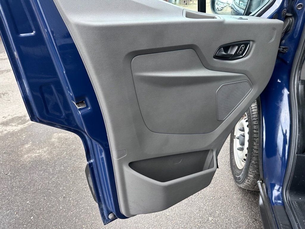 Used Ford Transit 2022 for sale - 77384232: Photo 18