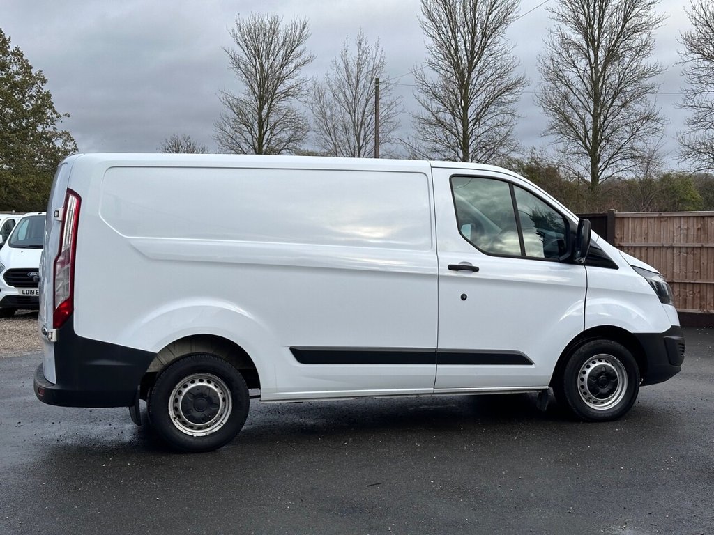Used Ford Transit Custom 2017 for sale - 77210302: Photo 5