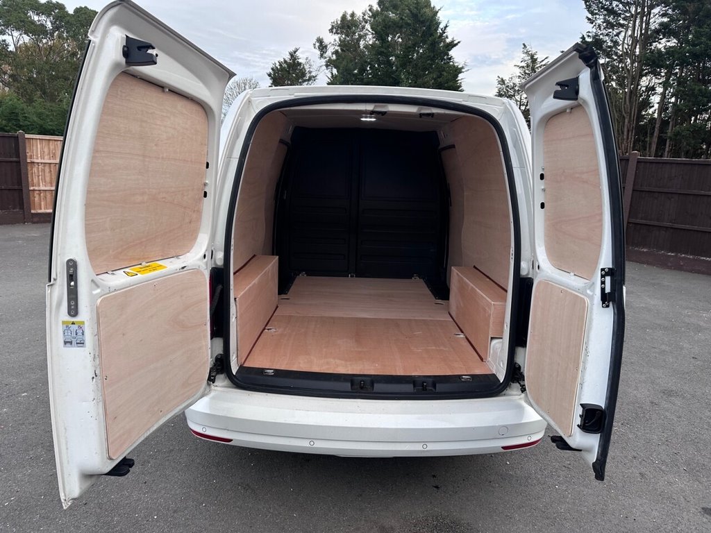 Used Volkswagen Caddy Maxi 2019 for sale - 76481608: Photo 19