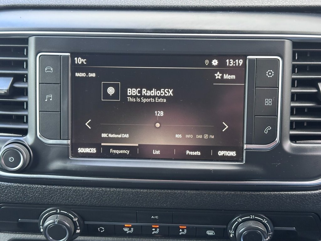 Used Vauxhall Vivaro 2022 for sale - 77227161: Photo 25