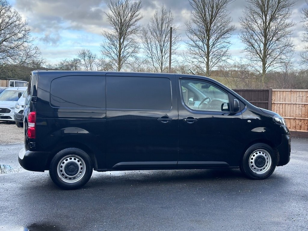 Used Vauxhall Vivaro 2022 for sale - 77227161: Photo 6