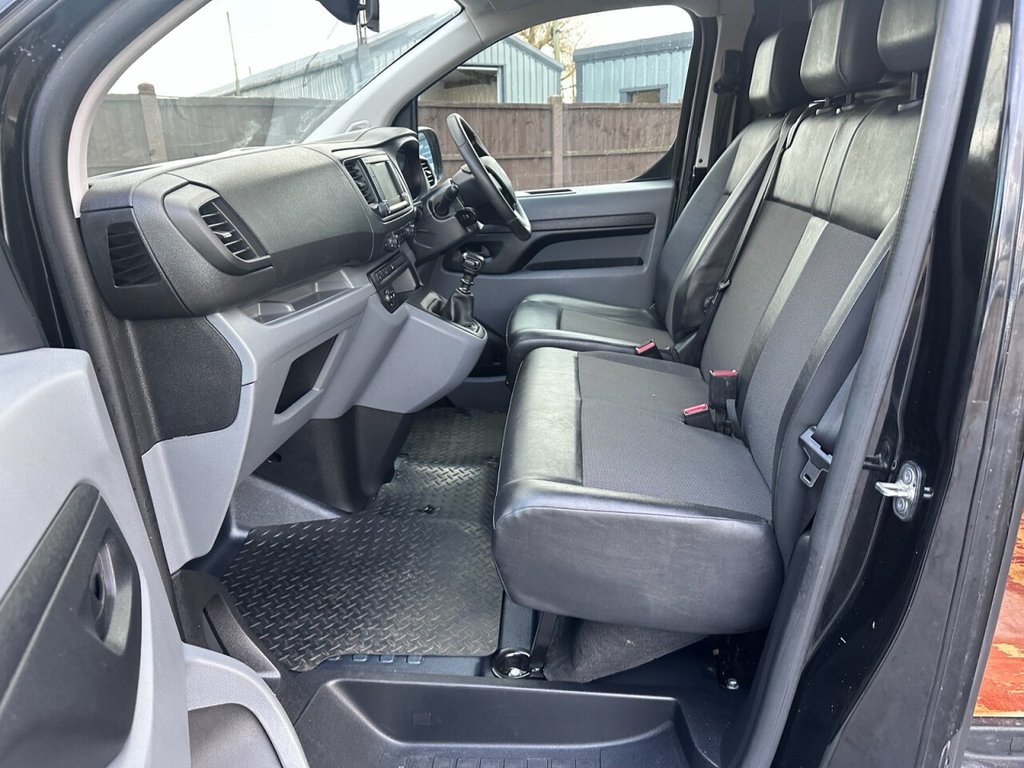 Used Vauxhall Vivaro 2022 for sale - 77227161: Photo 9