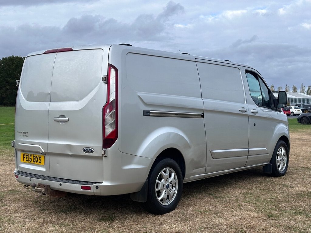 Used Ford Transit Custom 2015 for sale - 76323375: Photo 2