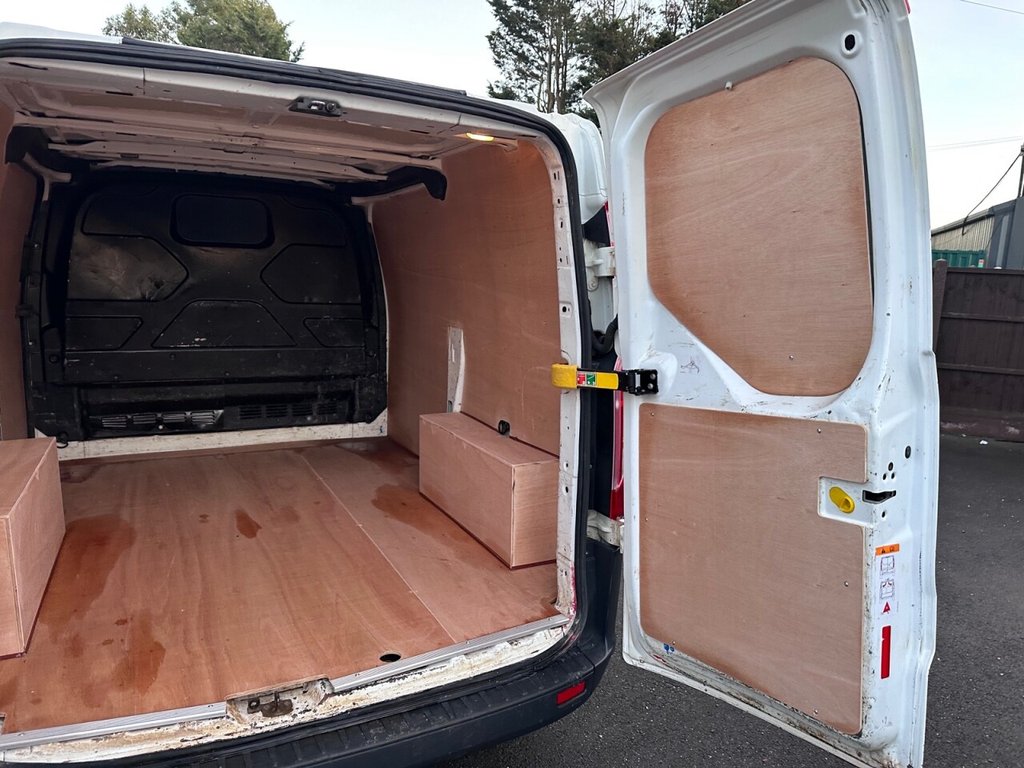 Used Ford Transit Custom 2017 for sale - 77210316: Photo 20