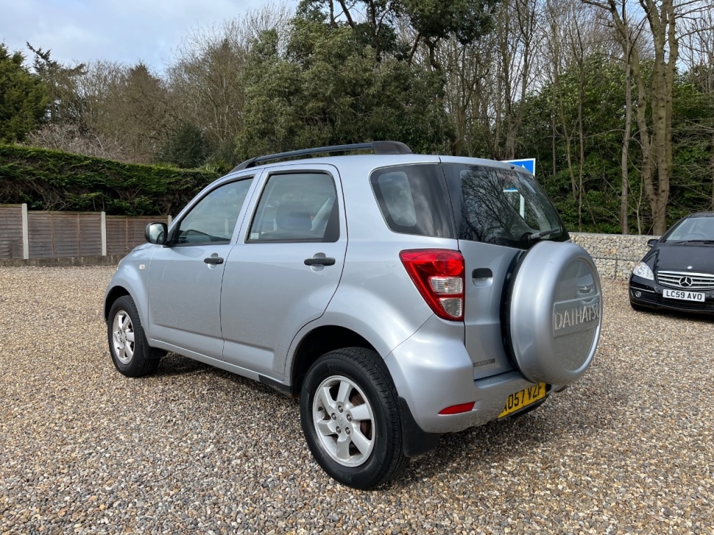 Used Daihatsu Terios 2007 for sale - 77850535: Photo 5