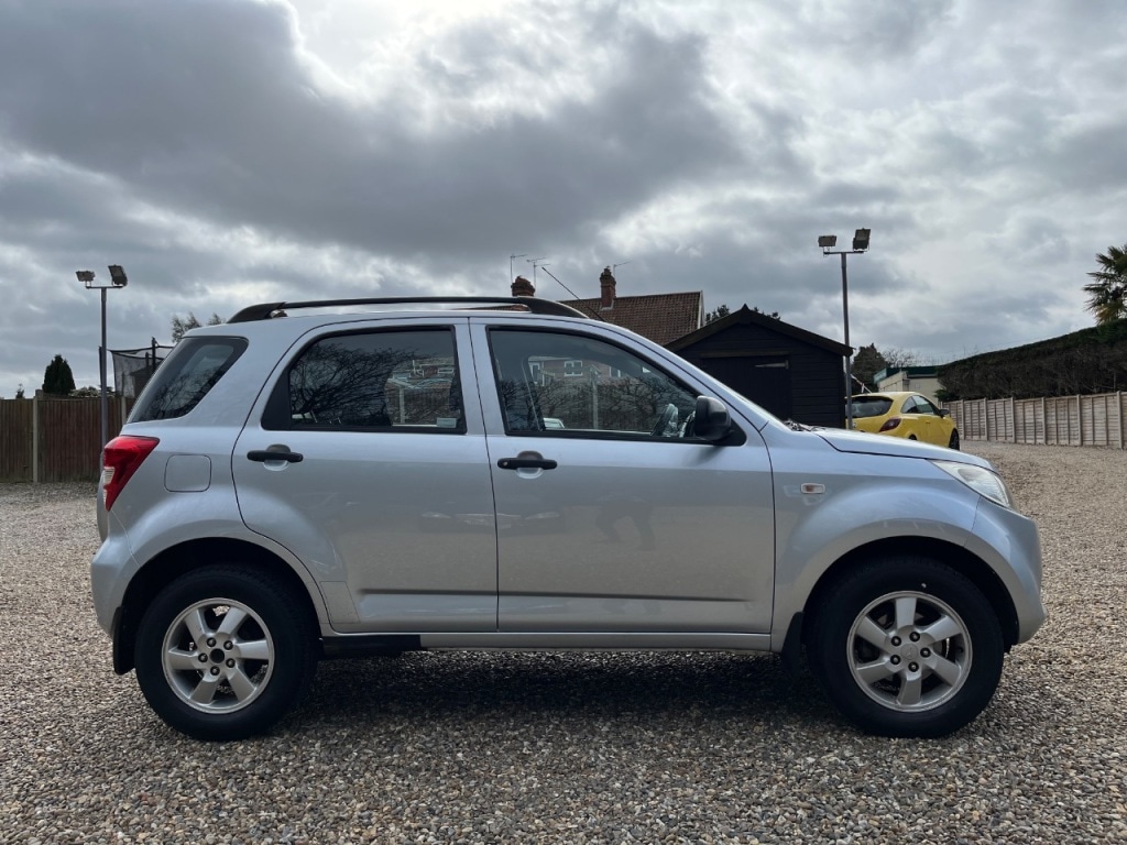 Used Daihatsu Terios 2007 for sale - 77850535: Photo 8