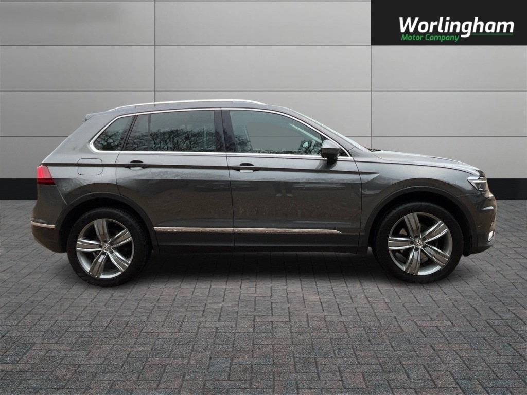 Used Volkswagen Tiguan 2016 for sale - 76653828: Photo 8