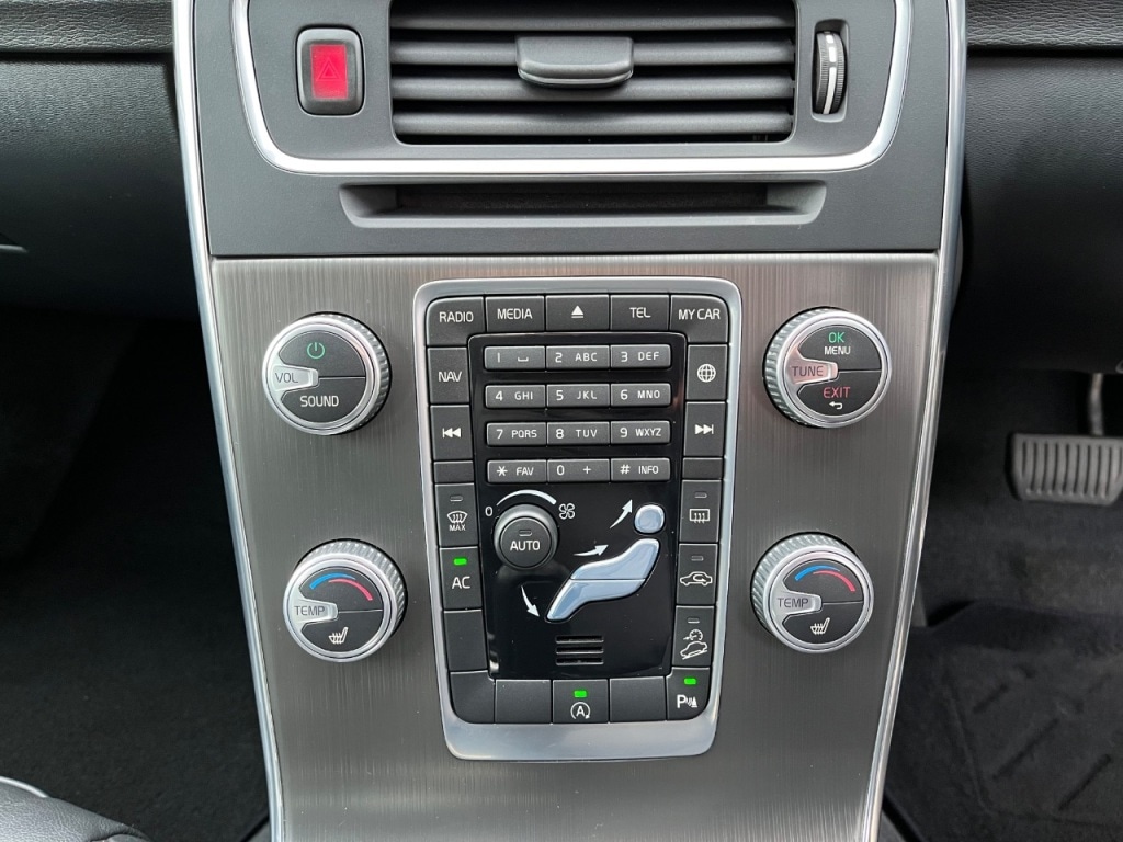 Used Volvo S60 2016 for sale - 76653859: Photo 21