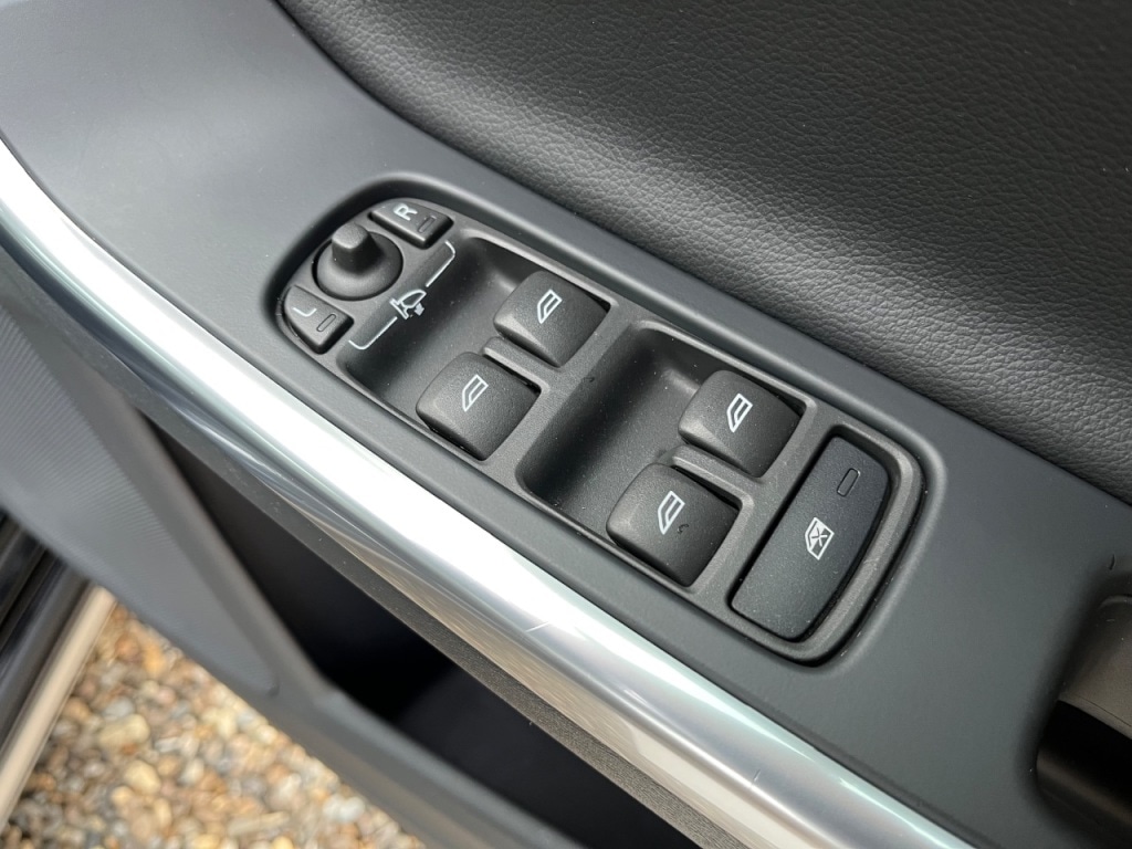 Used Volvo S60 2016 for sale - 76653859: Photo 25