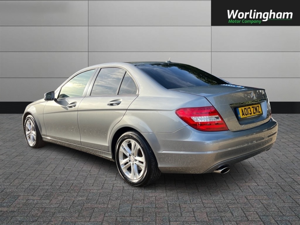 Used Mercedes-Benz C-Class 2013 for sale - 76056577: Photo 5