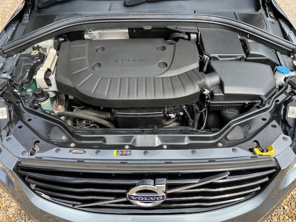 Used Volvo XC60 2017 for sale - 74942065: Photo 10