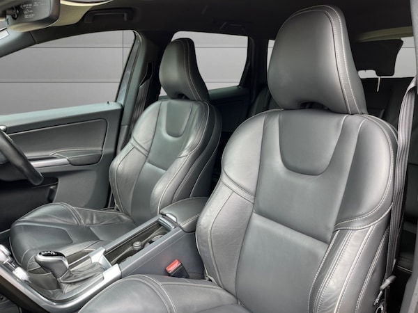 Used Volvo XC60 2017 for sale - 74942065: Photo 14