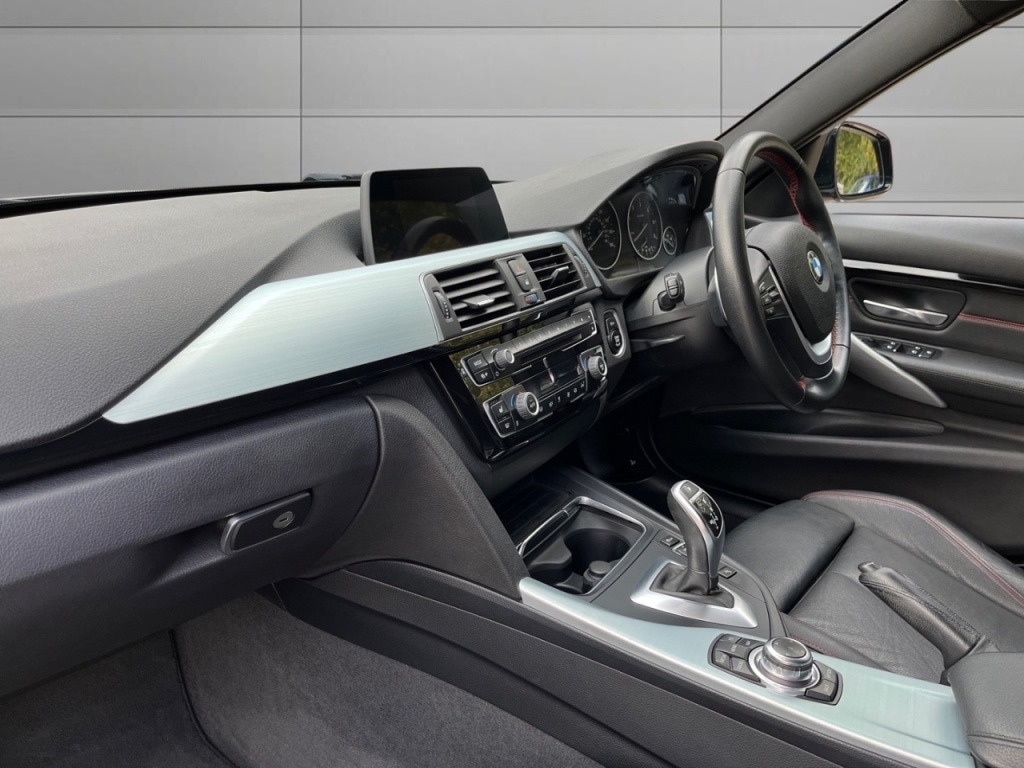 Used BMW 3 Series 2015 for sale - 76367132: Photo 12