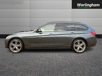 Used BMW 3 Series 2015 for sale - 76367132: Photo