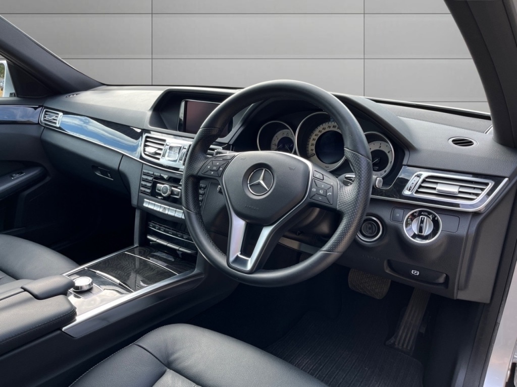 Used Mercedes-Benz E Class 2013 for sale - 76005703: Photo 10