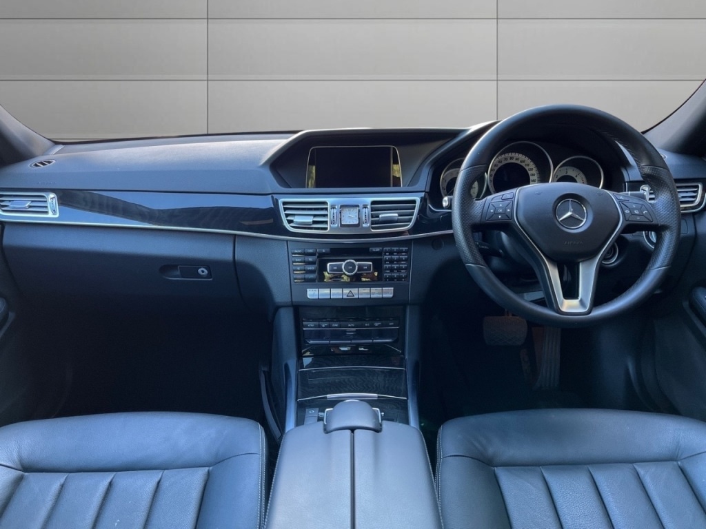 Used Mercedes-Benz E Class 2013 for sale - 76005703: Photo 14