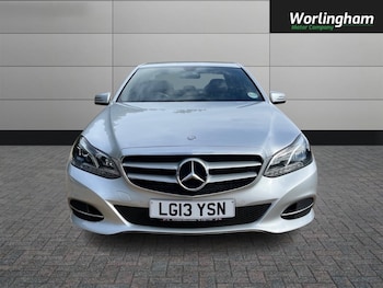 Used Mercedes-Benz E Class 2013 for sale - 76005703: Photo 2