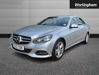 Used Mercedes-Benz E Class 2013 for sale - 76005703: Photo 3