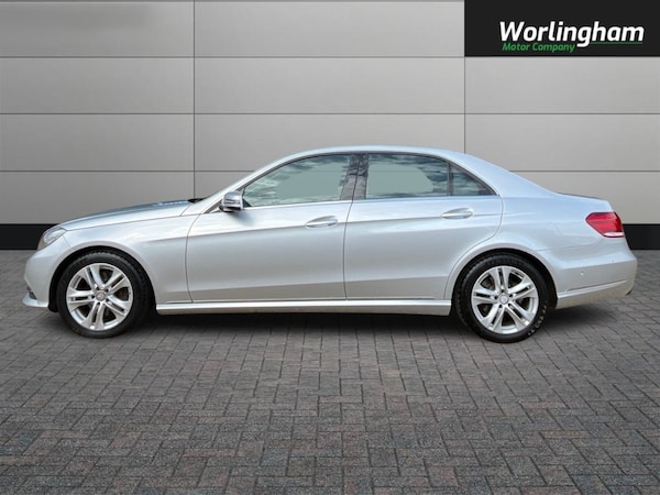 Used Mercedes-Benz E Class 2013 for sale - 76005703: Photo 4