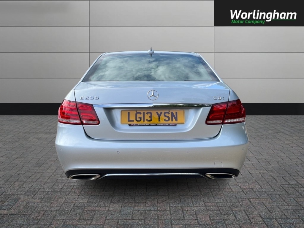 Used Mercedes-Benz E Class 2013 for sale - 76005703: Photo 6