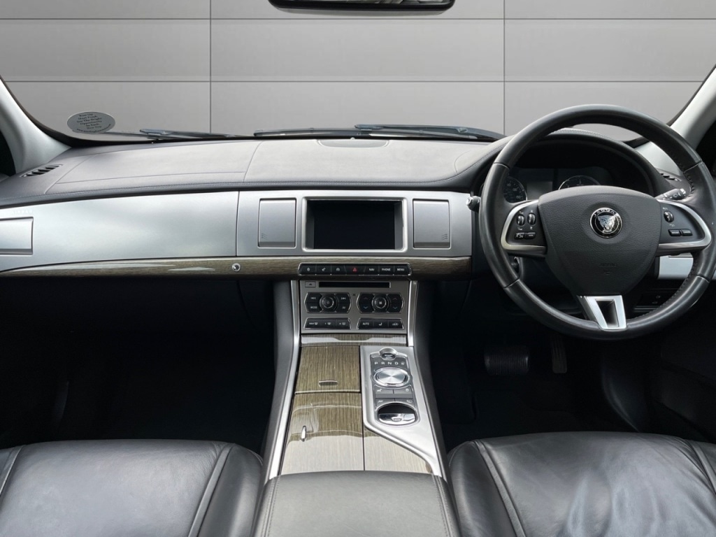 Used Jaguar XF 2014 for sale - 76303195: Photo 15