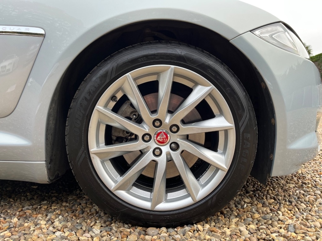 Used Jaguar XF 2014 for sale - 76303195: Photo 9