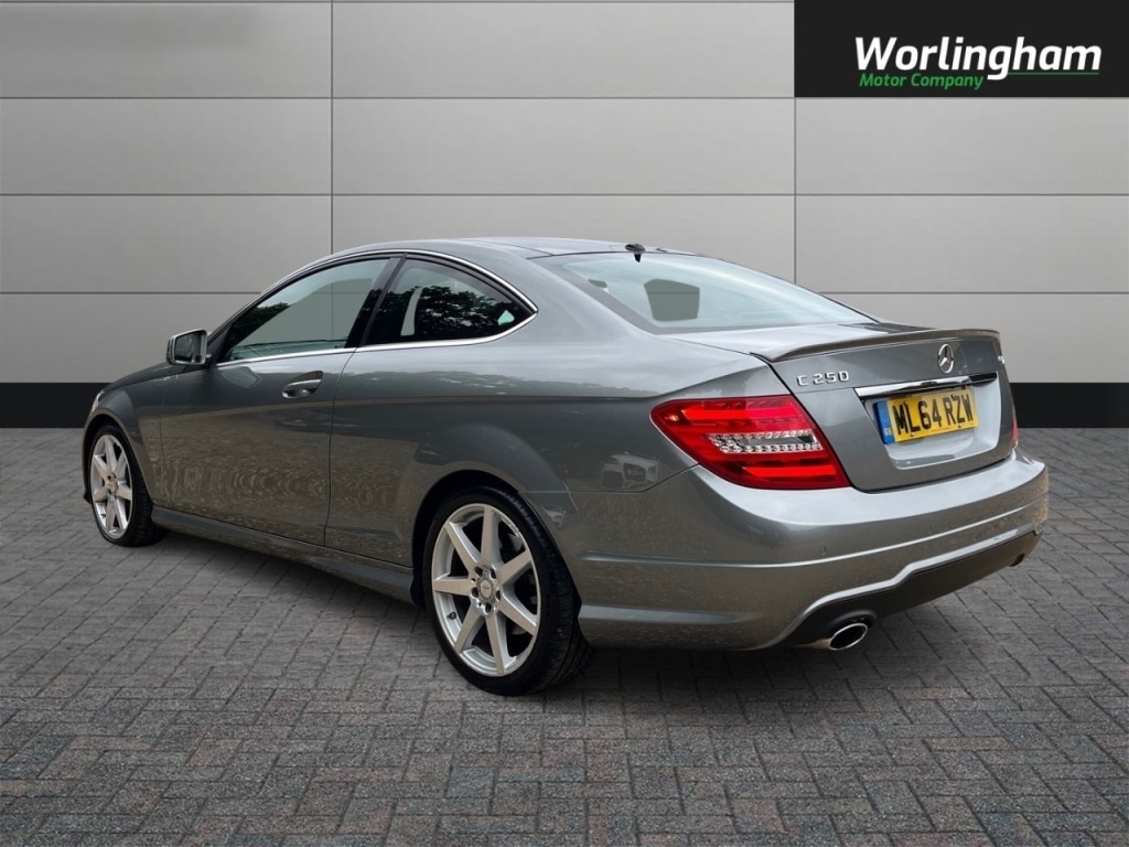 Used Mercedes-Benz C-Class 2014 for sale - 76056588: Photo 5