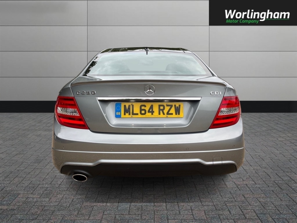 Used Mercedes-Benz C-Class 2014 for sale - 76056588: Photo 6