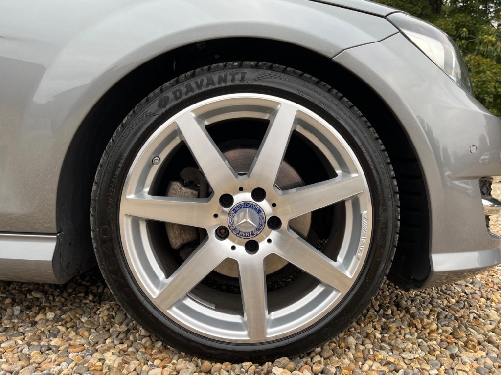 Used Mercedes-Benz C-Class 2014 for sale - 76056588: Photo 9