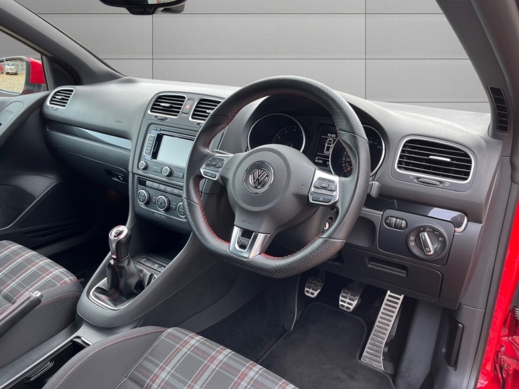 Used Volkswagen Golf 2015 for sale - 77850499: Photo 11