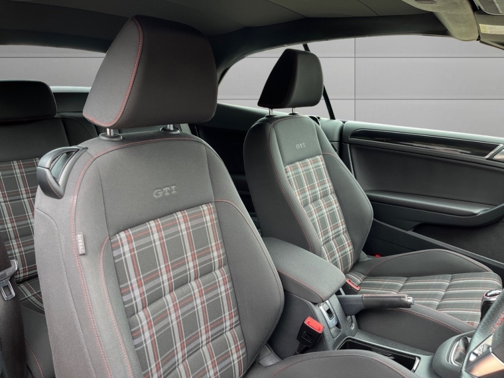 Used Volkswagen Golf 2015 for sale - 77850499: Photo 12