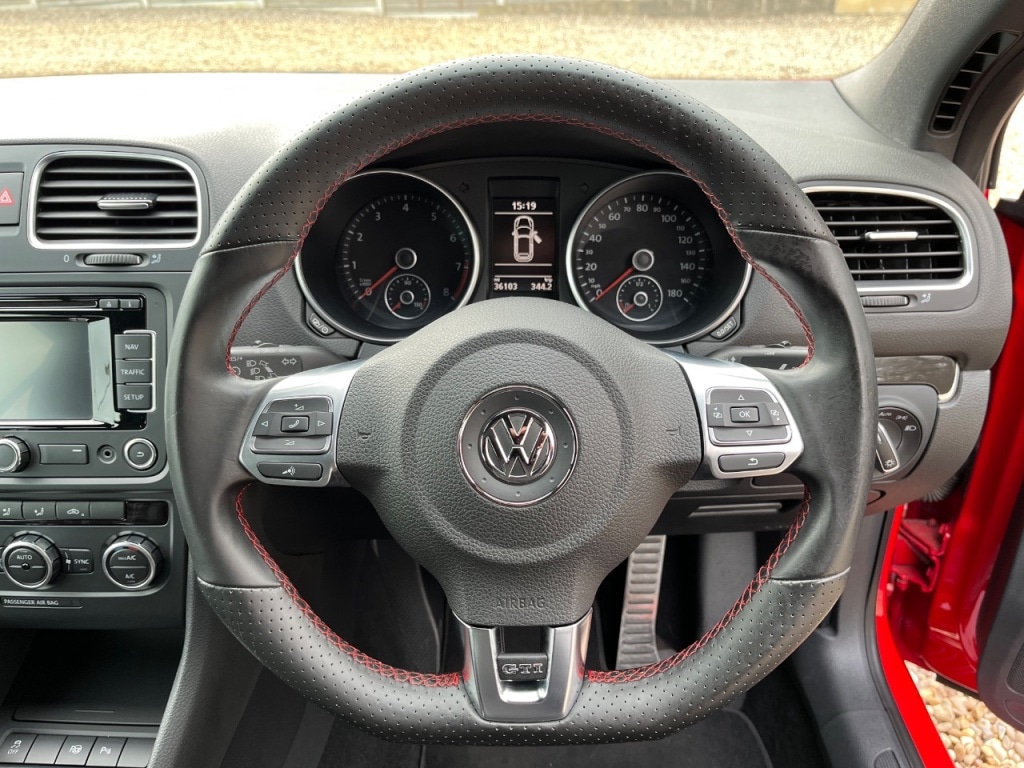 Used Volkswagen Golf 2015 for sale - 77850499: Photo 22