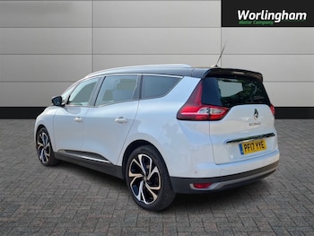 Used Renault Grand Scenic 2017 for sale - 78667440: Photo