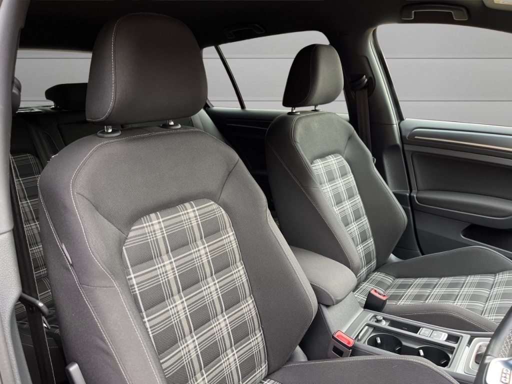 Used Volkswagen Golf 2018 for sale - 76546058: Photo 12