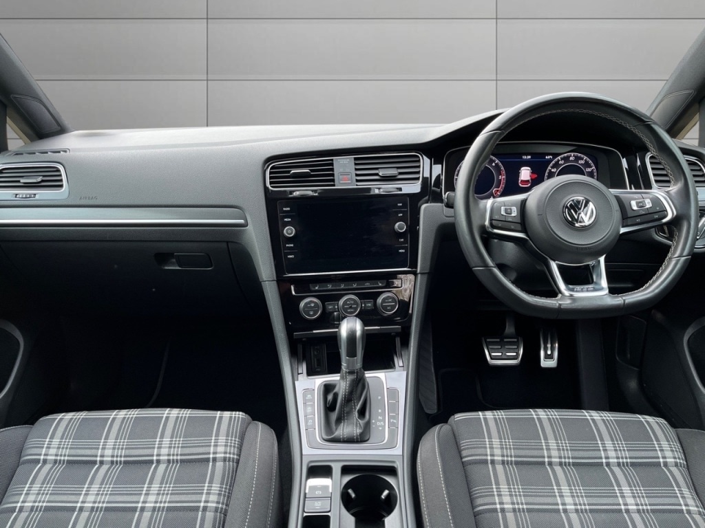 Used Volkswagen Golf 2018 for sale - 76546058: Photo 15