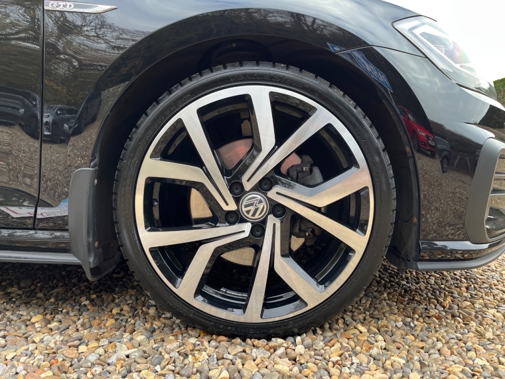 Used Volkswagen Golf 2018 for sale - 76546058: Photo 9