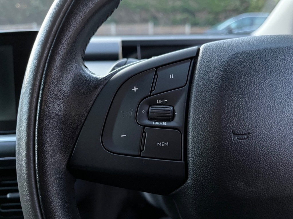 Used Citroen C4 Cactus 2015 for sale - 77200641: Photo 26