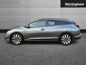 Used Honda Civic 2017 for sale - 76693175: Photo