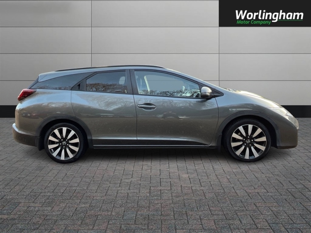 Used Honda Civic 2017 for sale - 76693175: Photo 8