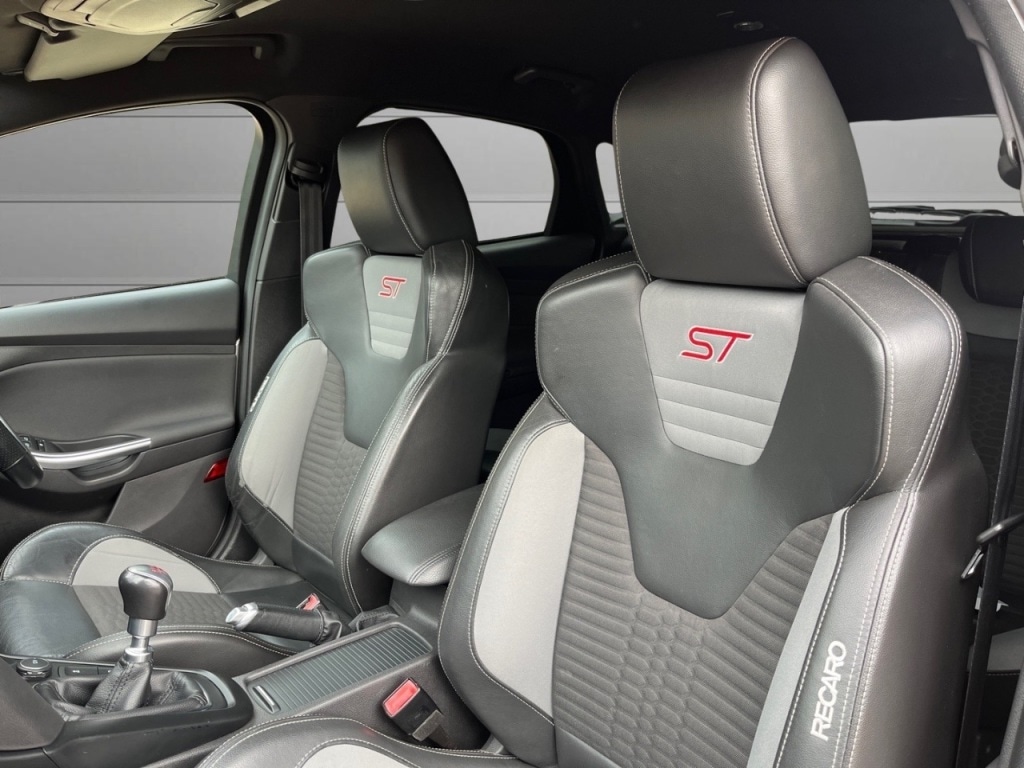 Used Ford Focus 2015 for sale - 76147235: Photo 14