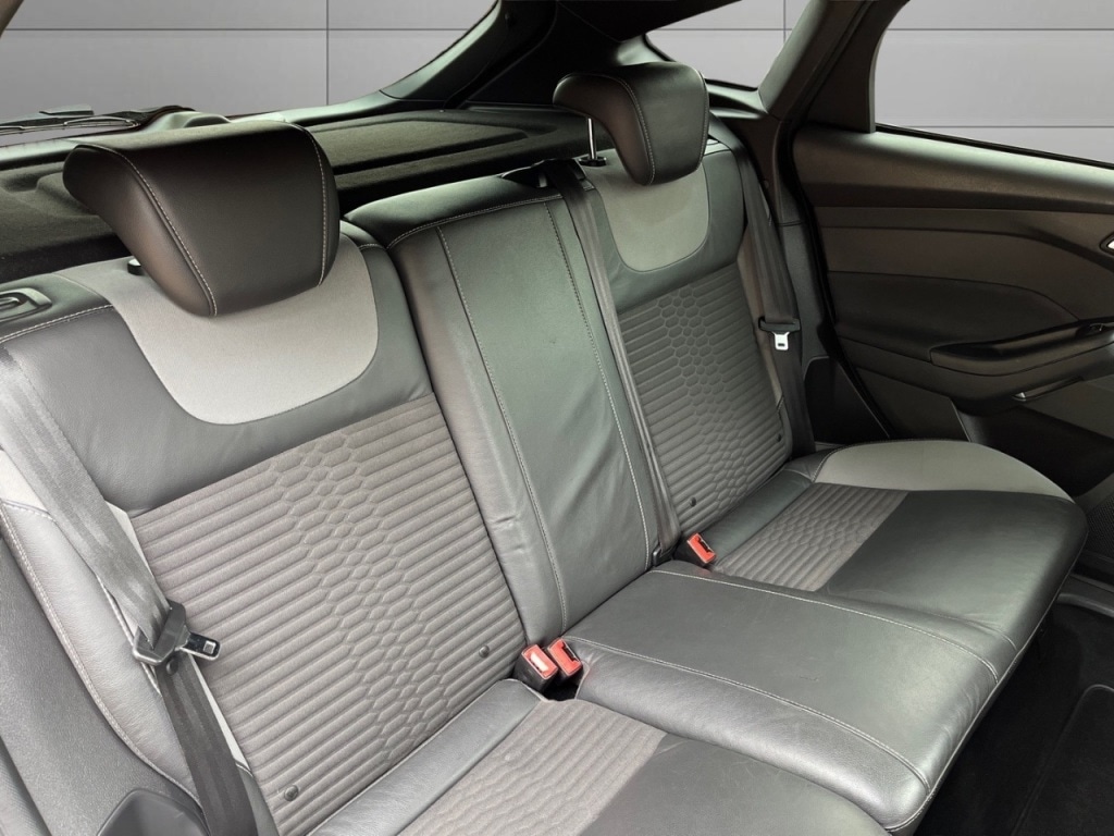 Used Ford Focus 2015 for sale - 76147235: Photo 16
