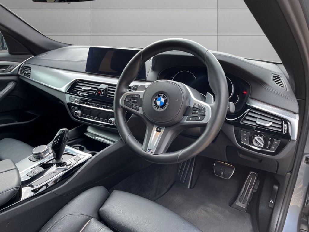 Used BMW 5 Series 2017 for sale - 76449466: Photo 11